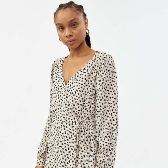 Farrow Vivienne Wrap Dress - Picture 3 of 3